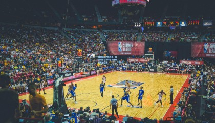 绿茵场上的拓荒者，阿森纳首位女球探苏珊娜的星迹征程