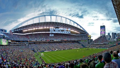 巴尔韦德痛失好局，定位球防守漏洞葬送关键胜利